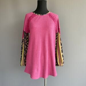 Soft Surroundings pink waffle knit top with contrasting sleeves - lace - size S